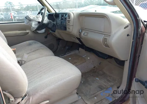 1997 Chevrolet K1500 Fleetside z USA, uszkodzony, nr VIN 1GCEK19M8VE268770